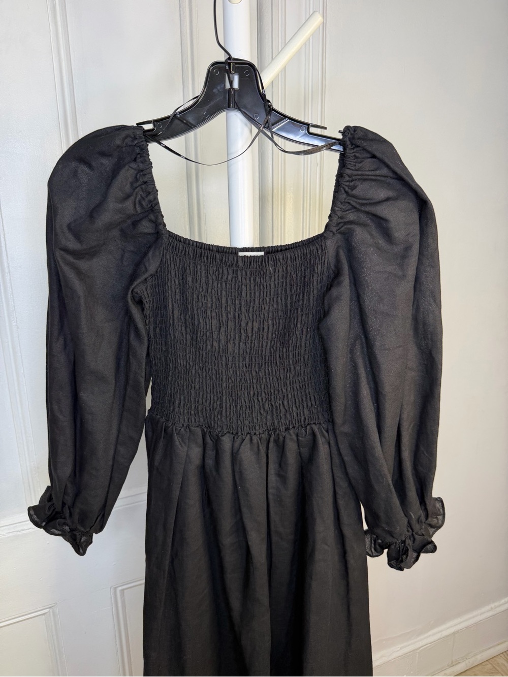 LIME Black Puff Sleeve Smocked Midi Dress